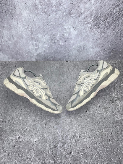 ASICS GEL-NYC Cream Oyster Grey - buty sportowe, zewnętrzny panel prawego buta