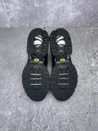 Nike Air Max Plus Triple Black - buty sportowe, podeszwa
