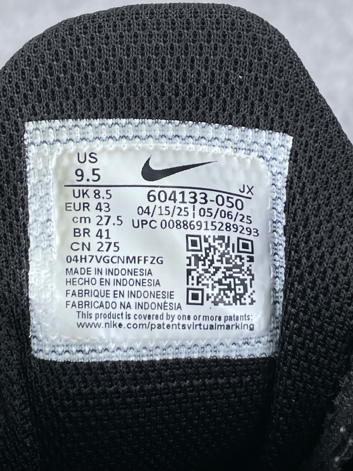 Nike Air Max Plus Triple Black - buty sportowe, opcjonalne zdjęcie 2