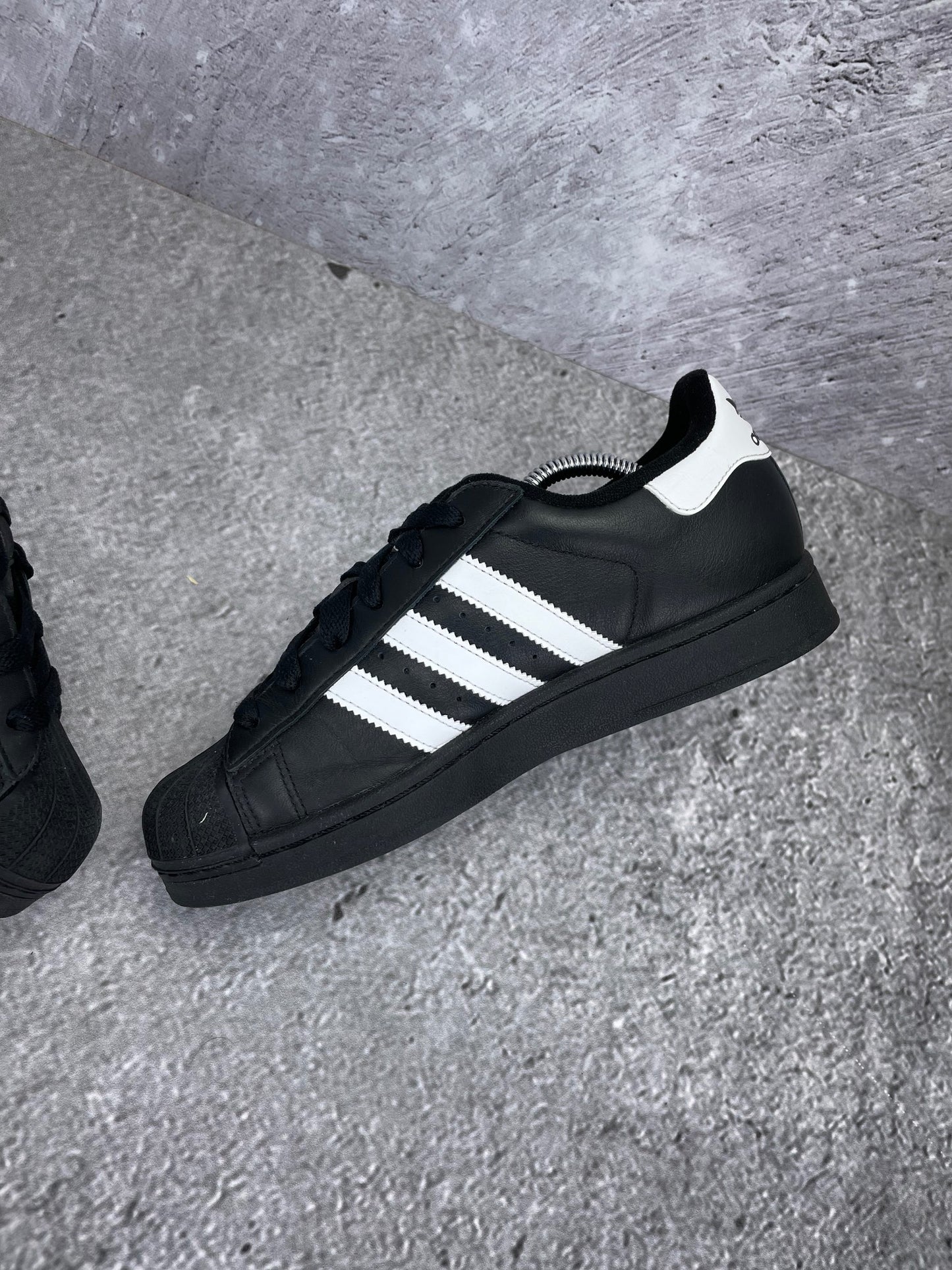 adidas Superstar II Black White - buty sportowe, wewnętrzny panel prawego buta