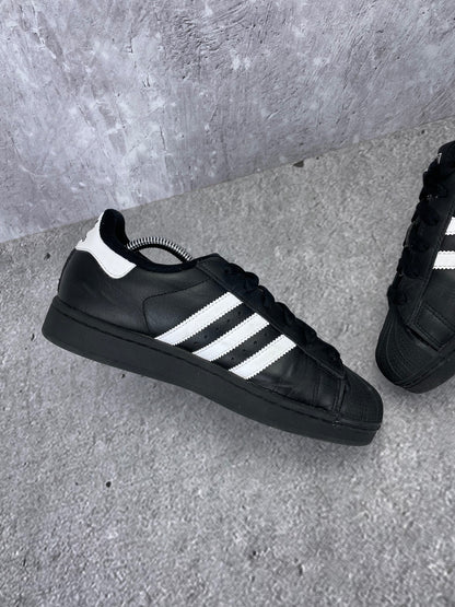 adidas Superstar II JH9977 - buty sportowe, wewnętrzny panel lewego buta