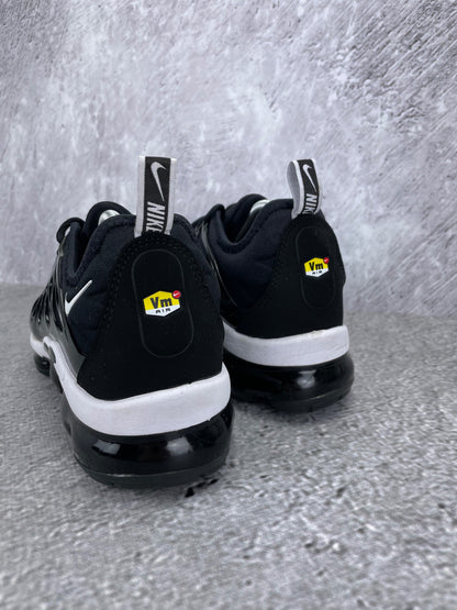 Nike Air Vapormax Plus rozmiar 43