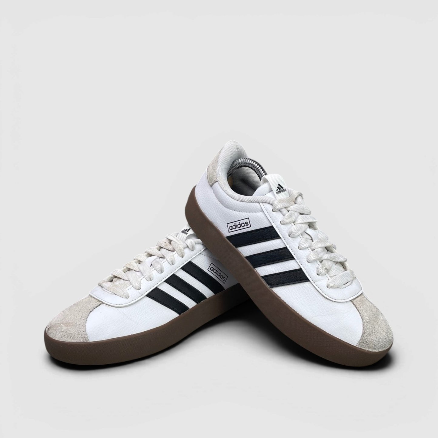Adidas VL Court 3.0 — buty sportowe damskie w bardzo dobrym stanie rozmiar 38, para butów