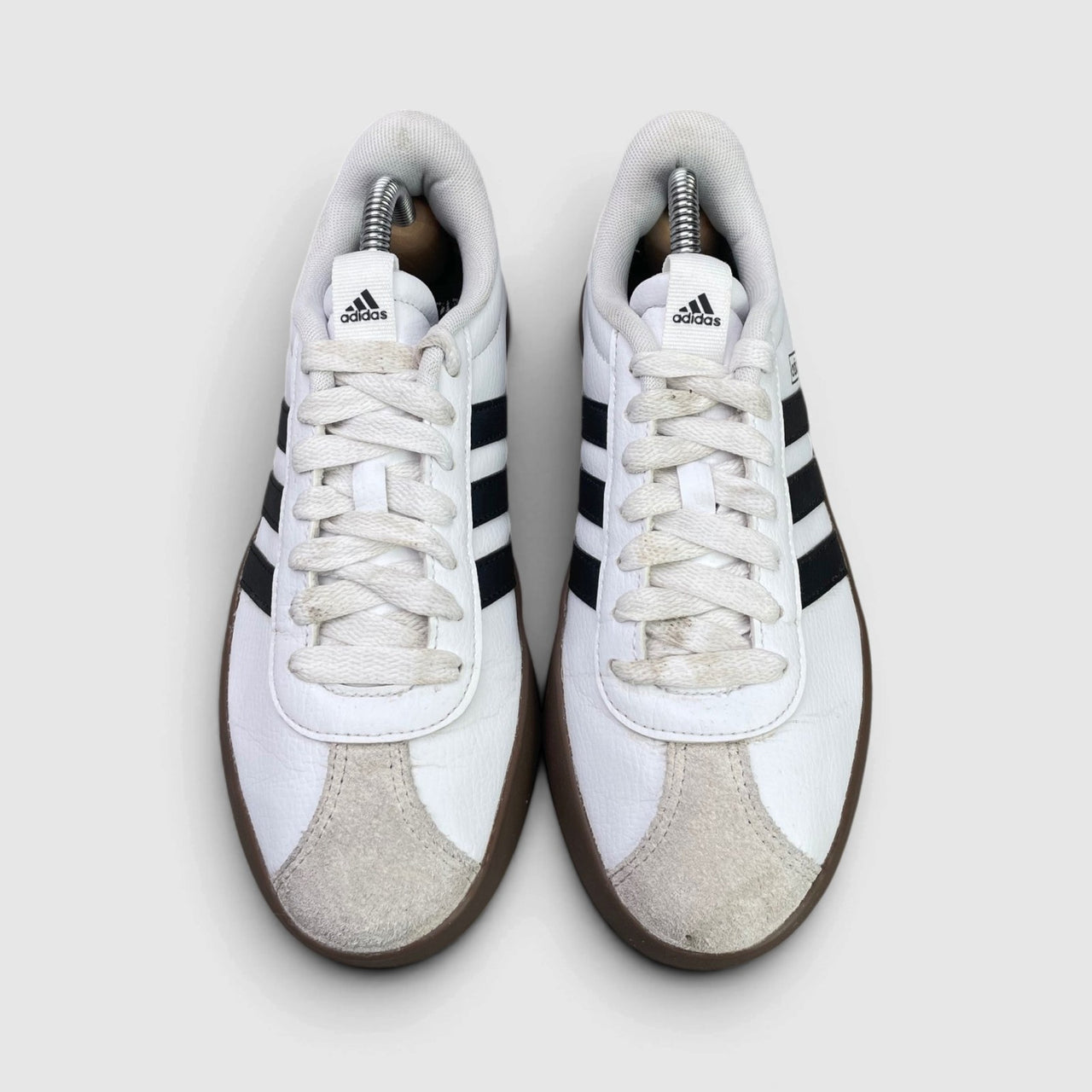Adidas VL Court 3.0 — buty sportowe damskie w bardzo dobrym stanie rozmiar 38, widok z góry