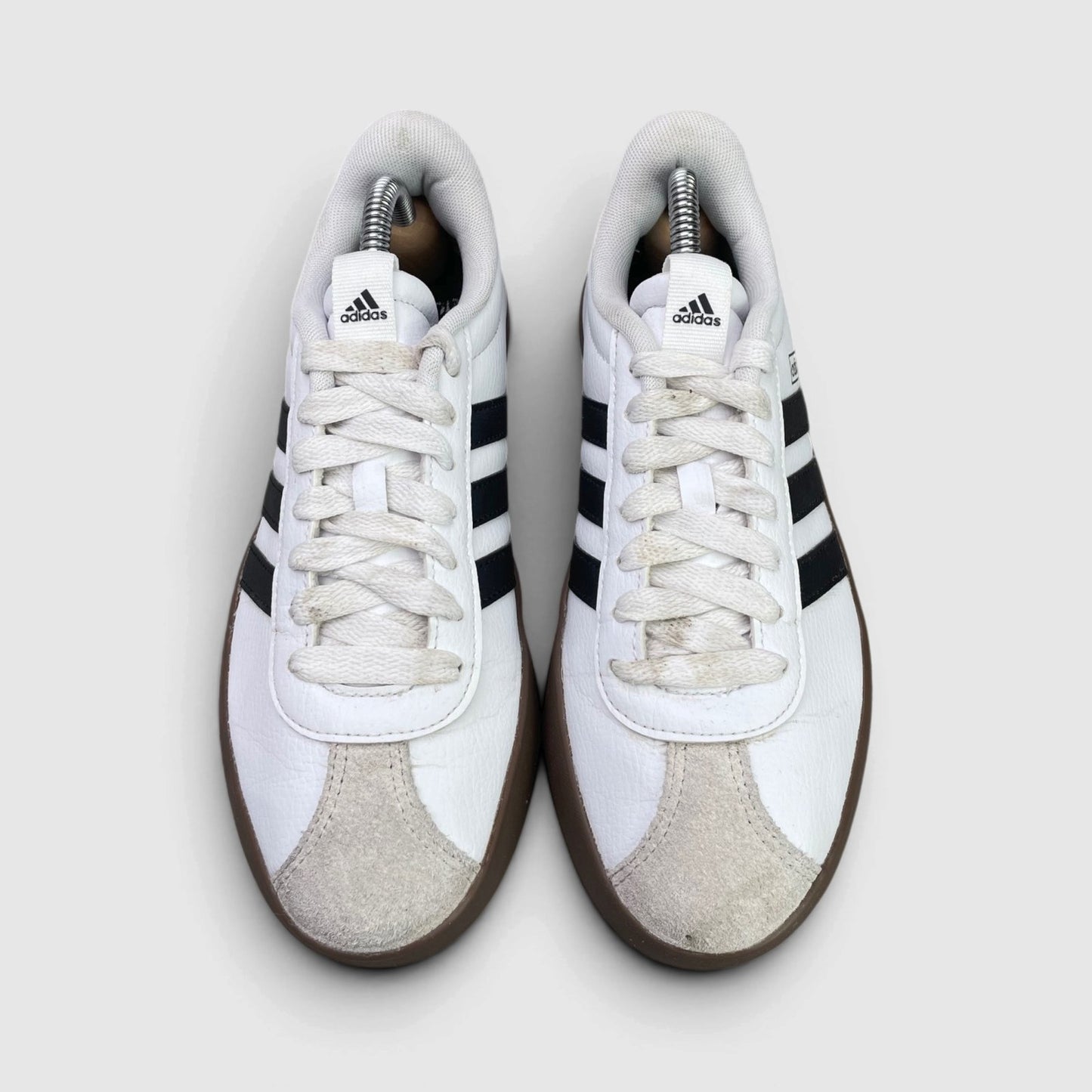 Adidas VL Court 3.0 — buty sportowe damskie w bardzo dobrym stanie rozmiar 38, widok z góry