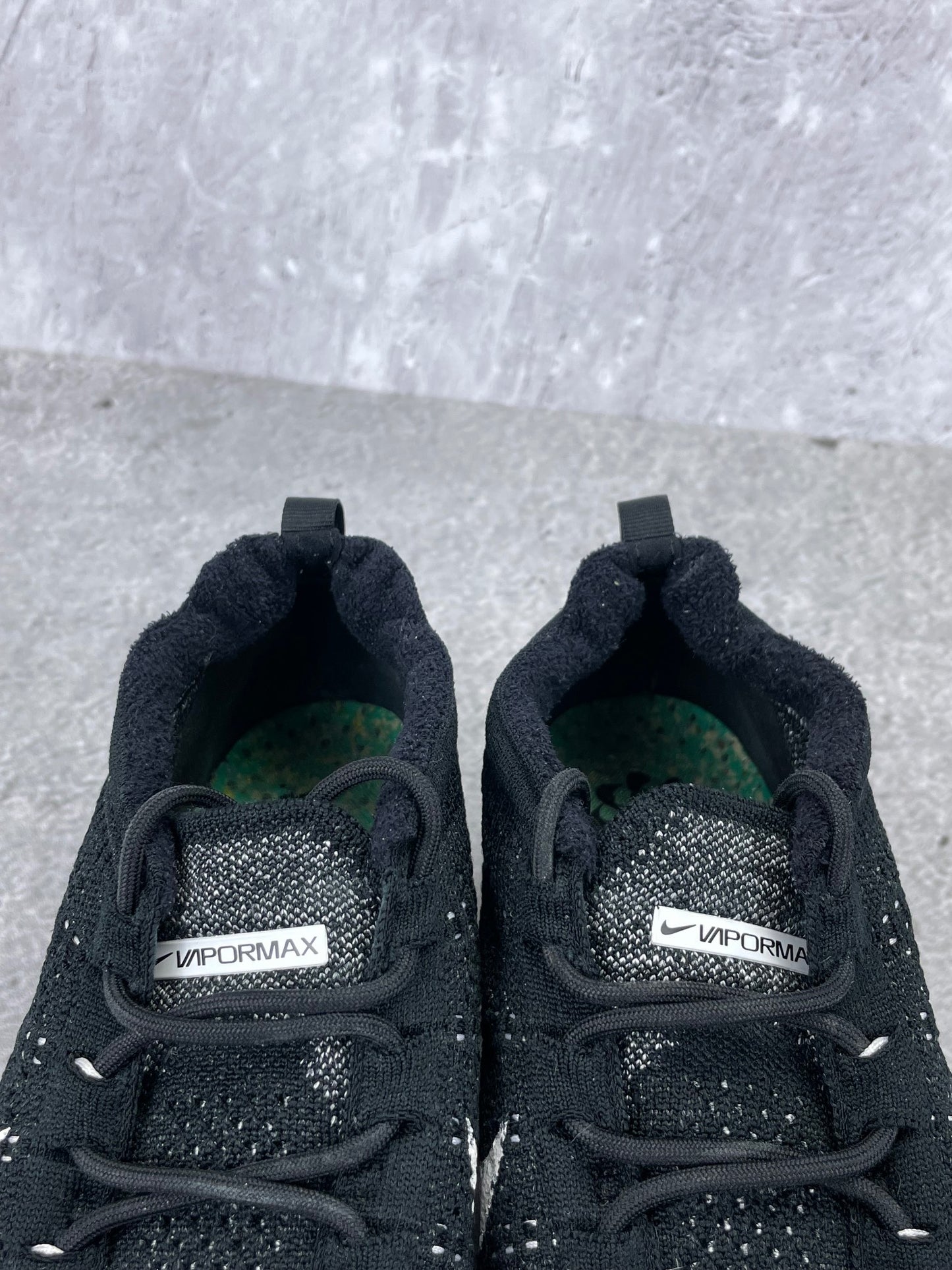 Nike Air VaporMax 2023 Flyknit Oreo - buty sportowe, zapiętki butów