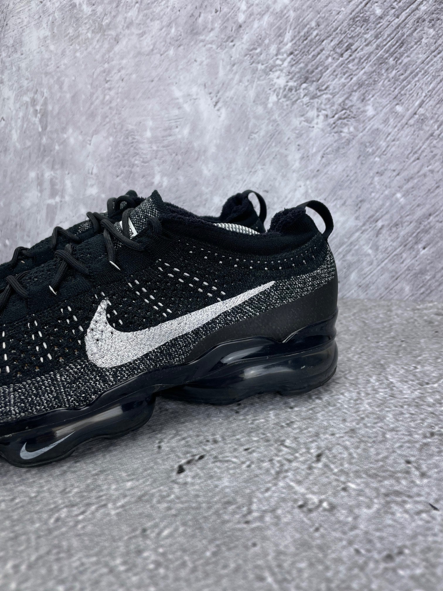 Nike Air VaporMax 2023 Flyknit Oreo - buty sportowe, opcjonalne zdjęcie 1