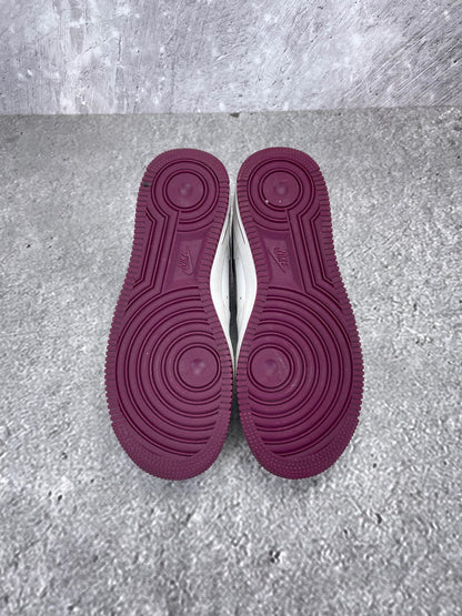 Nike Air Force 1 '07 Bordeaux - buty sportowe, podeszwa