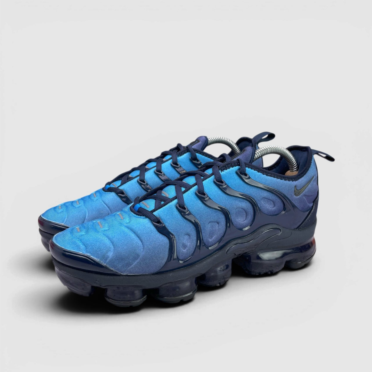 Nike Air Vapormax Plus Photo Blue — buty sportowe męskie w bardzo dobrym stanie rozmiar 42, para butów