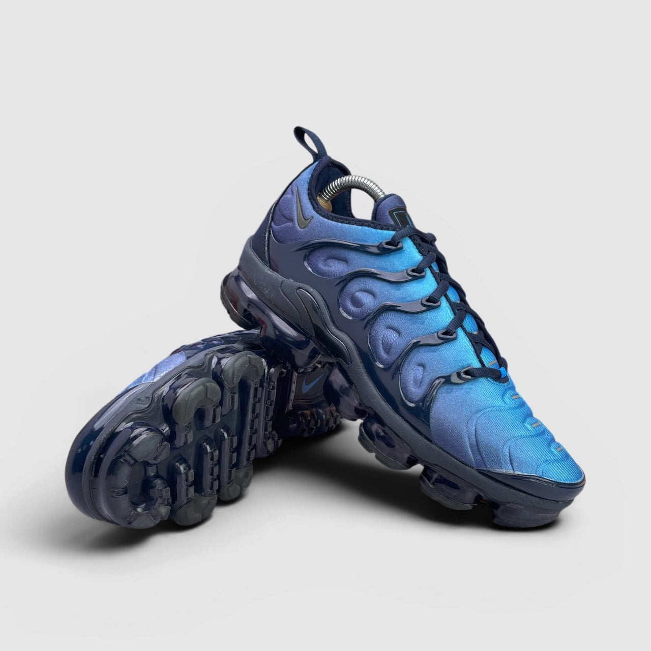 Nike Air Vapormax Plus Photo Blue — buty sportowe męskie w bardzo dobrym stanie rozmiar 42, para butów
