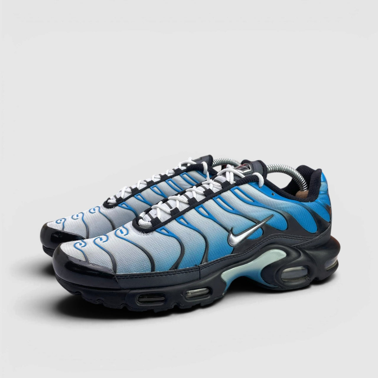 Nike Air Max Plus Blue Gradient — buty sportowe męskie w bardzo dobrym stanie rozmiar 42.5, para butów