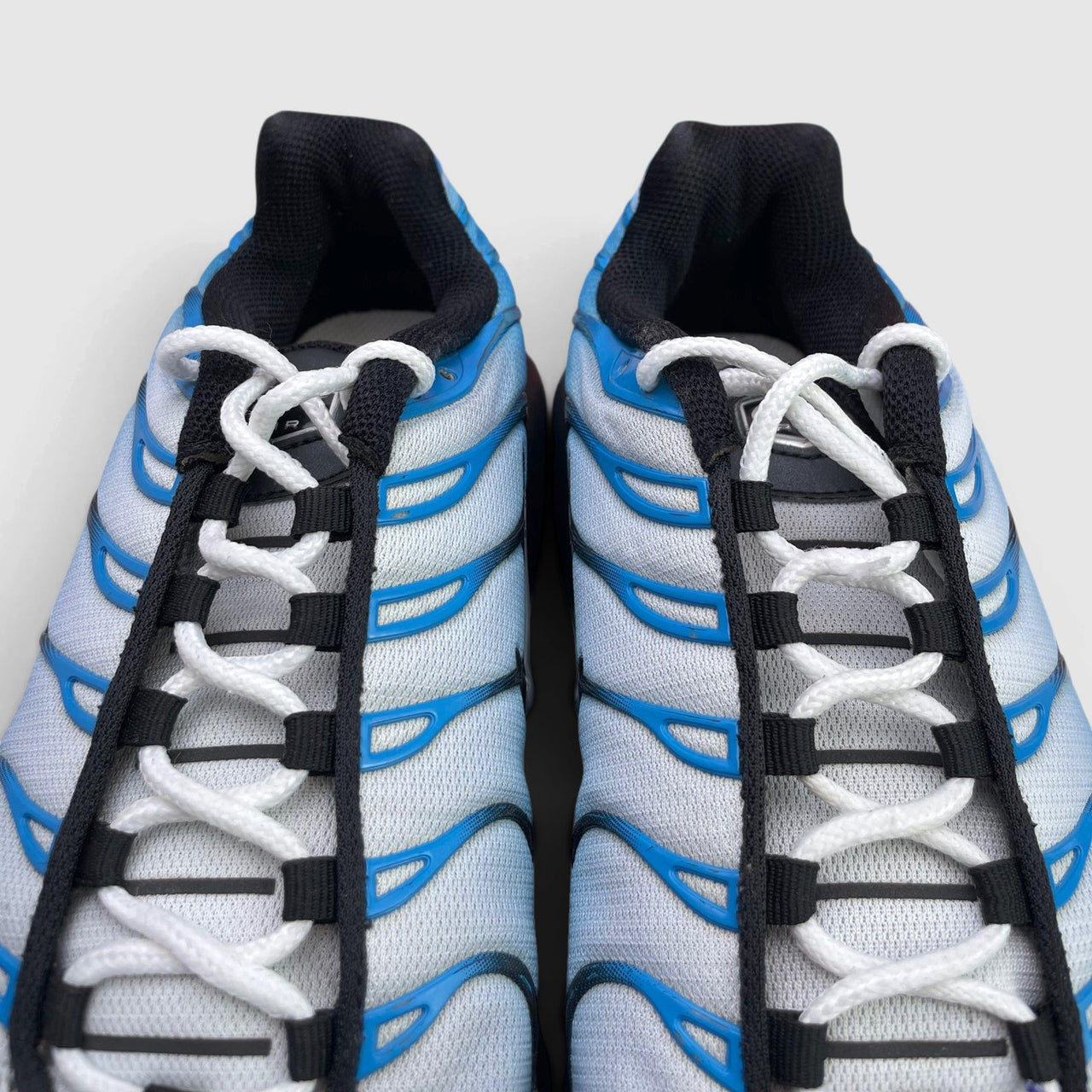 Nike Air Max Plus Blue Gradient — buty sportowe męskie w bardzo dobrym stanie rozmiar 42.5, widok z góry
