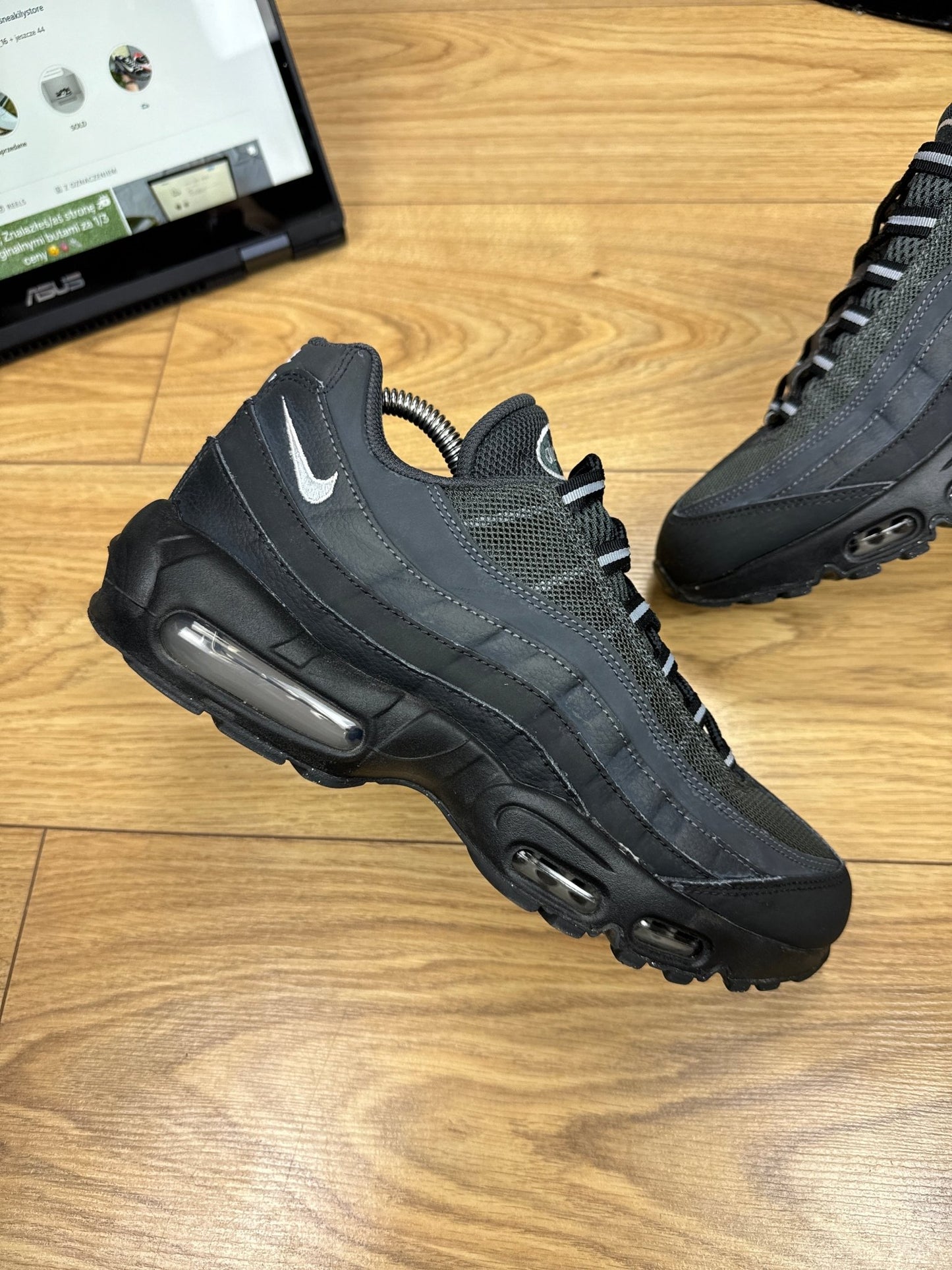 Nike Air Max 95 (42.5)