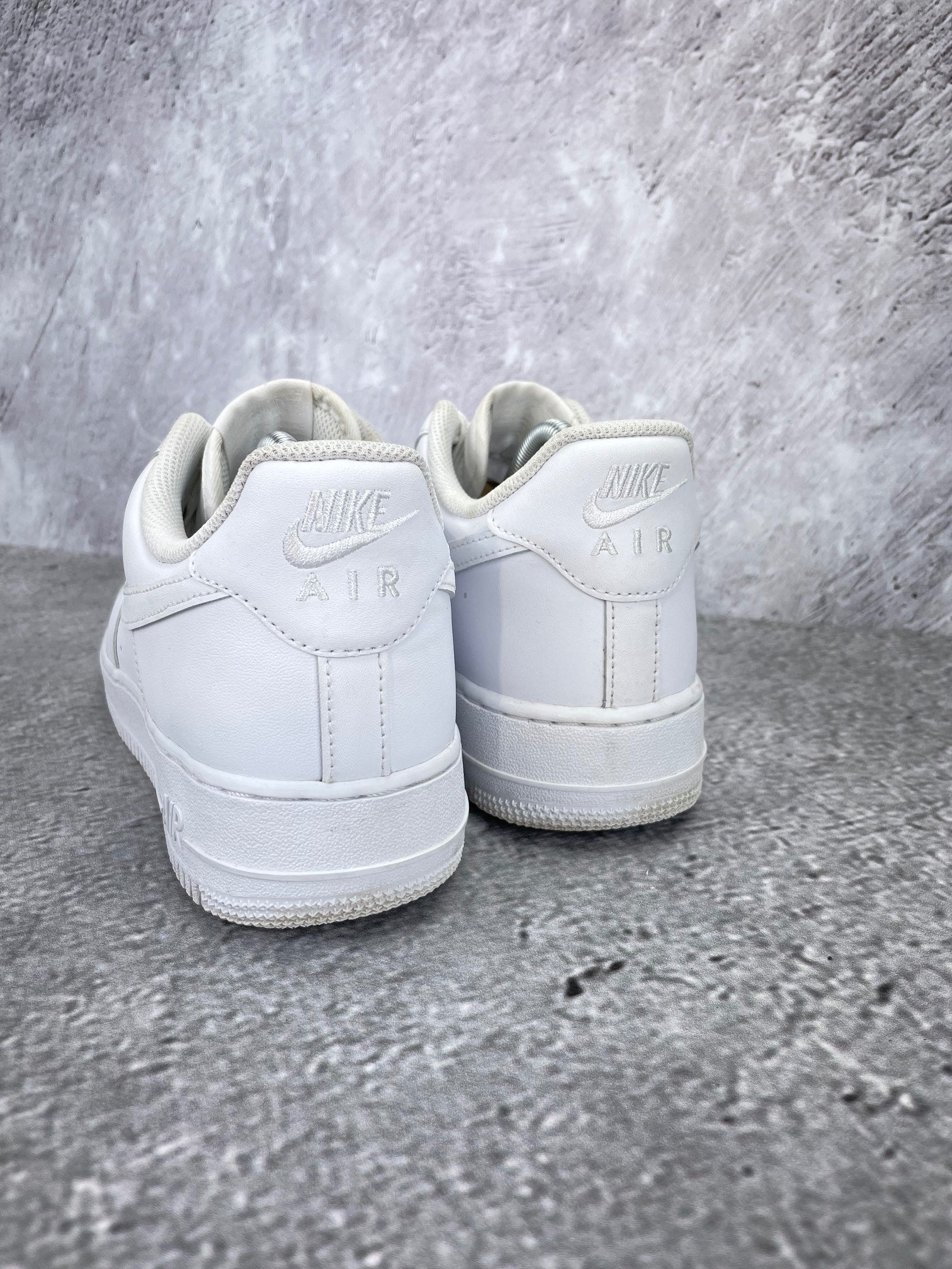 Nike Air Force 1 '07 Triple White - buty sportowe, widok z tyłu