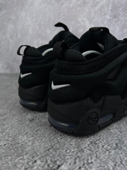 Nike Air More Uptempo Low Triple Black - buty sportowe, widok z tyłu