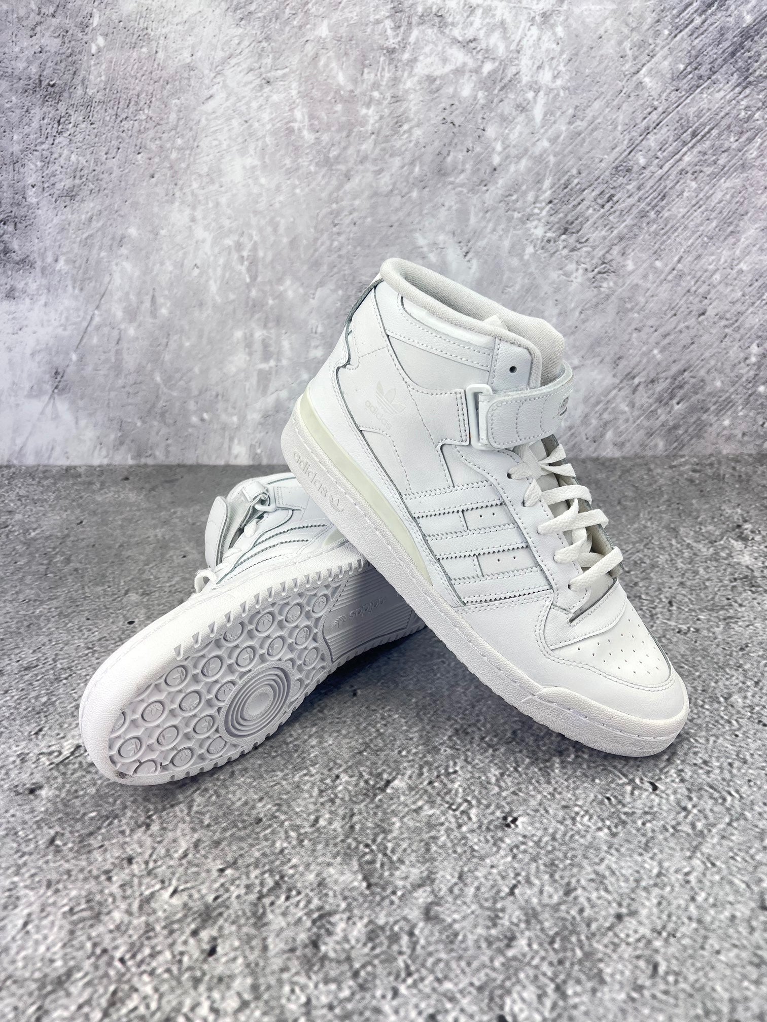Adidas Forum Mid rozmiar 42 2/3