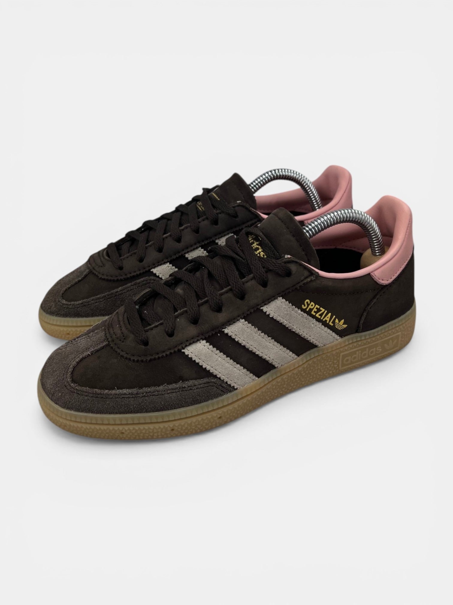 Adidas Handball Spezial Dark Brown - buty sportowe, widok z boku
