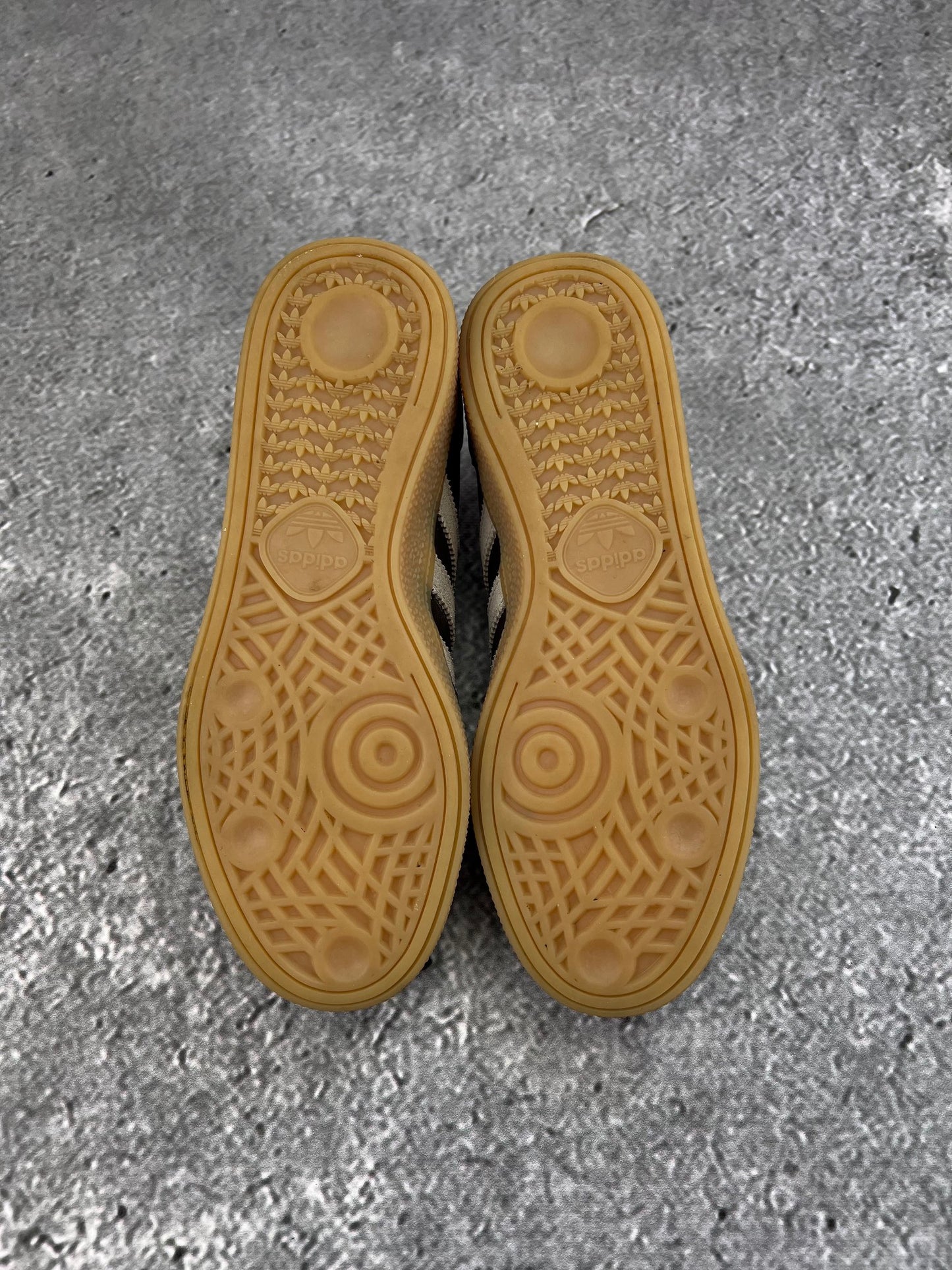 Adidas Handball Spezial Dark Brown - buty sportowe, podeszwa