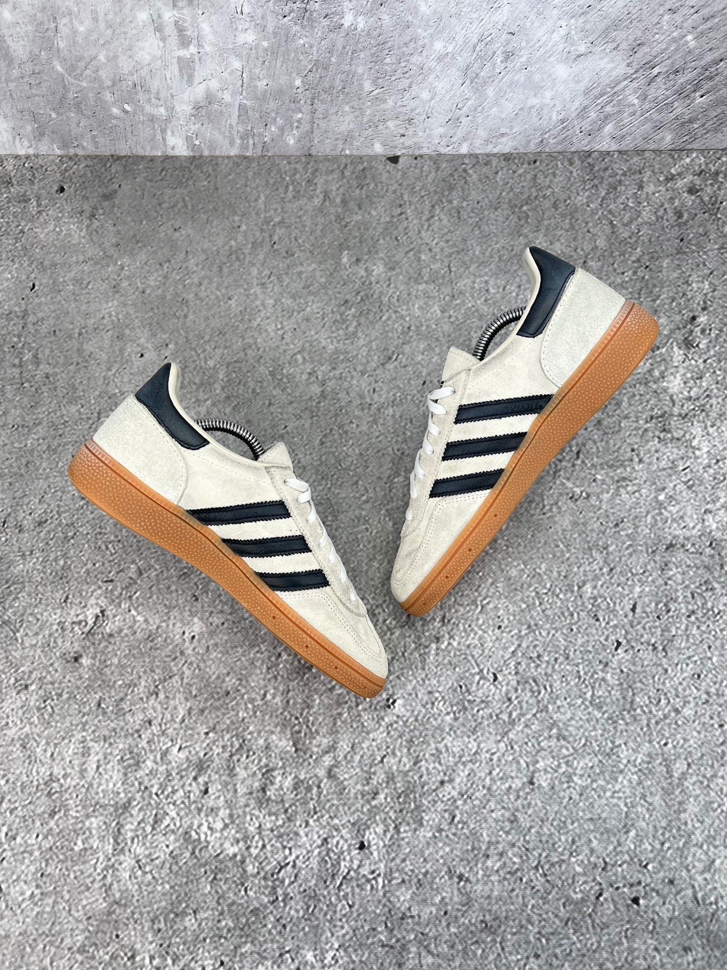 adidas Handball Spezial IF6562 - buty sportowe, wewnętrzny panel prawego buta