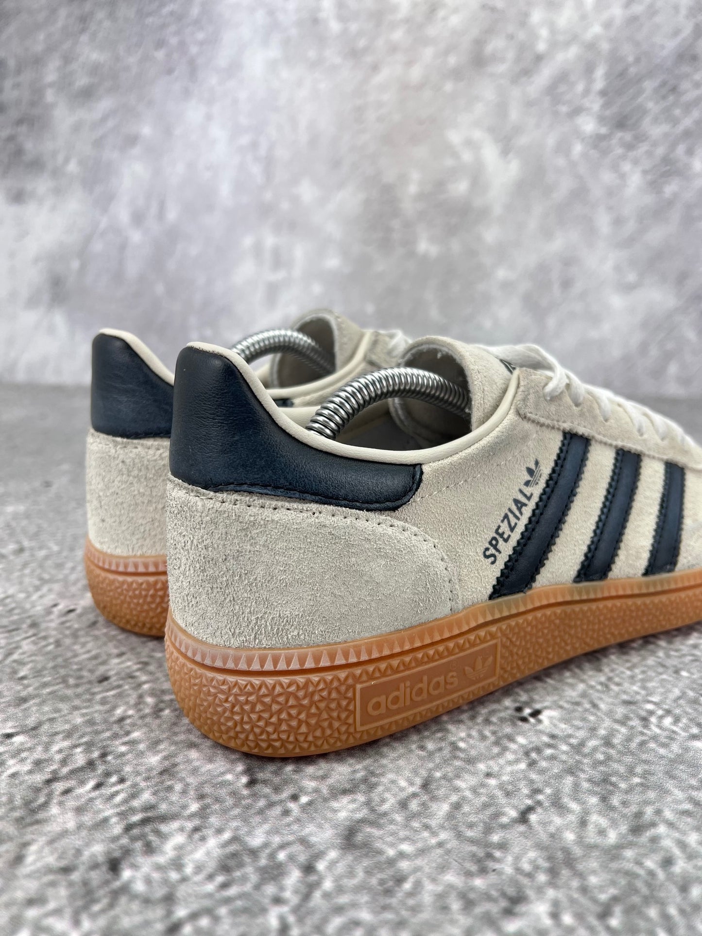 adidas Handball Spezial IF6562 - buty sportowe, widok z góry