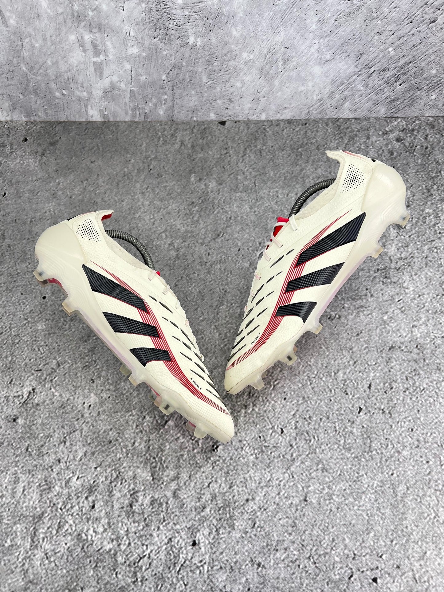 Adidas Predator Elite Firm Ground Champagne - buty sportowe, widok z góry na wewnętrzną stronę butów