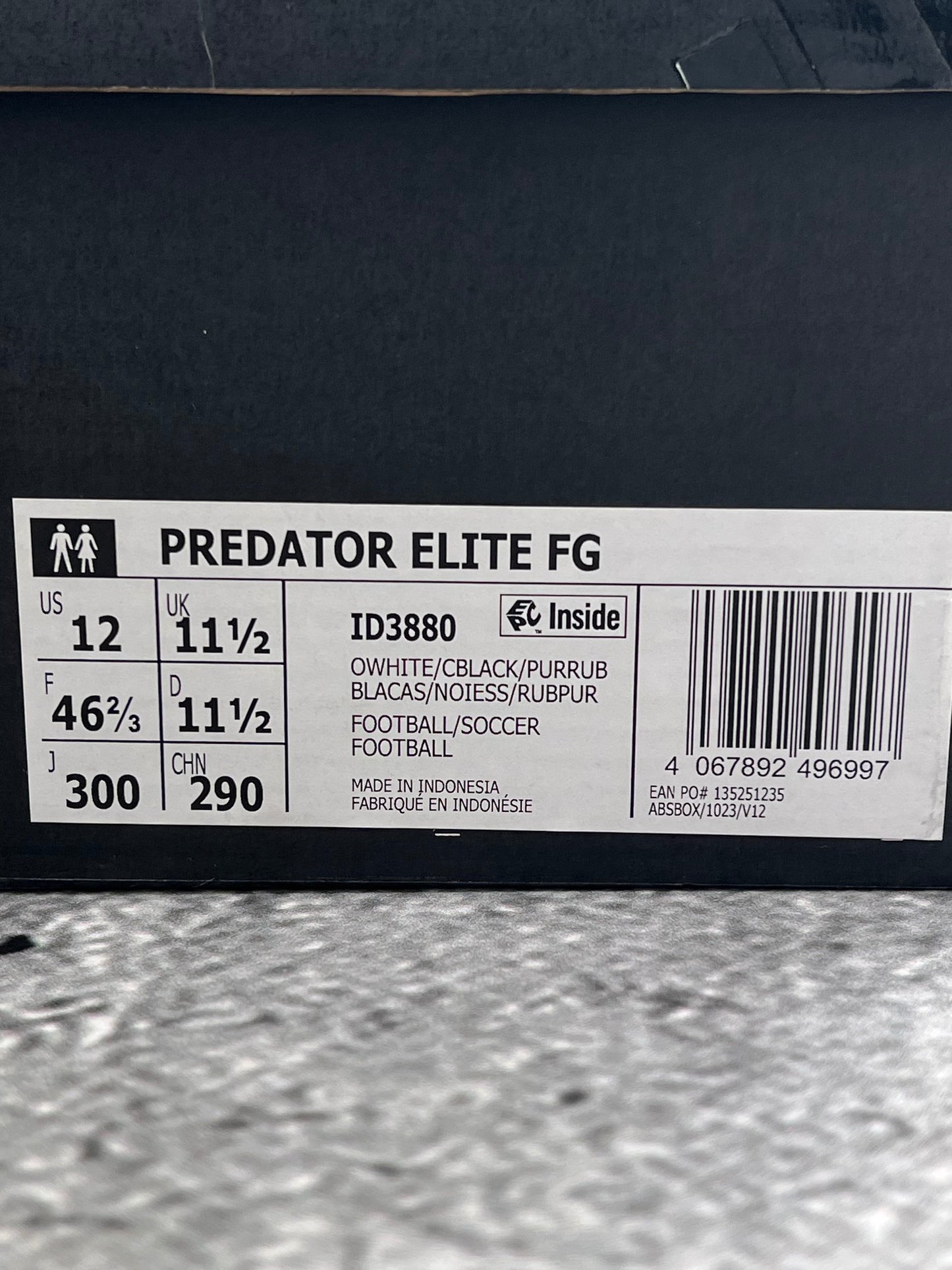 Adidas Predator Elite Firm Ground Champagne - buty sportowe, widok z boku na tle studyjnym