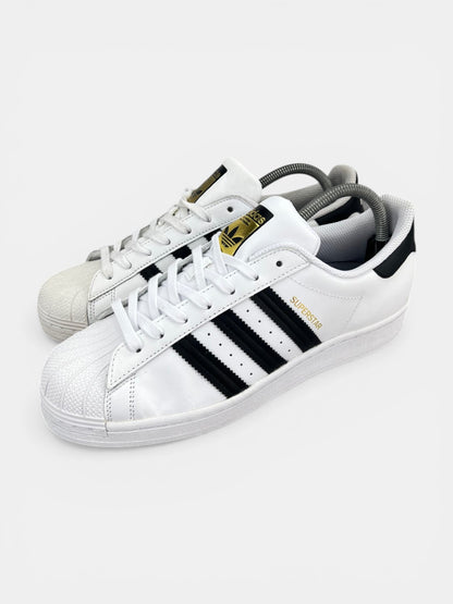 Adidas Superstar White/Black - buty sportowe, widok z boku