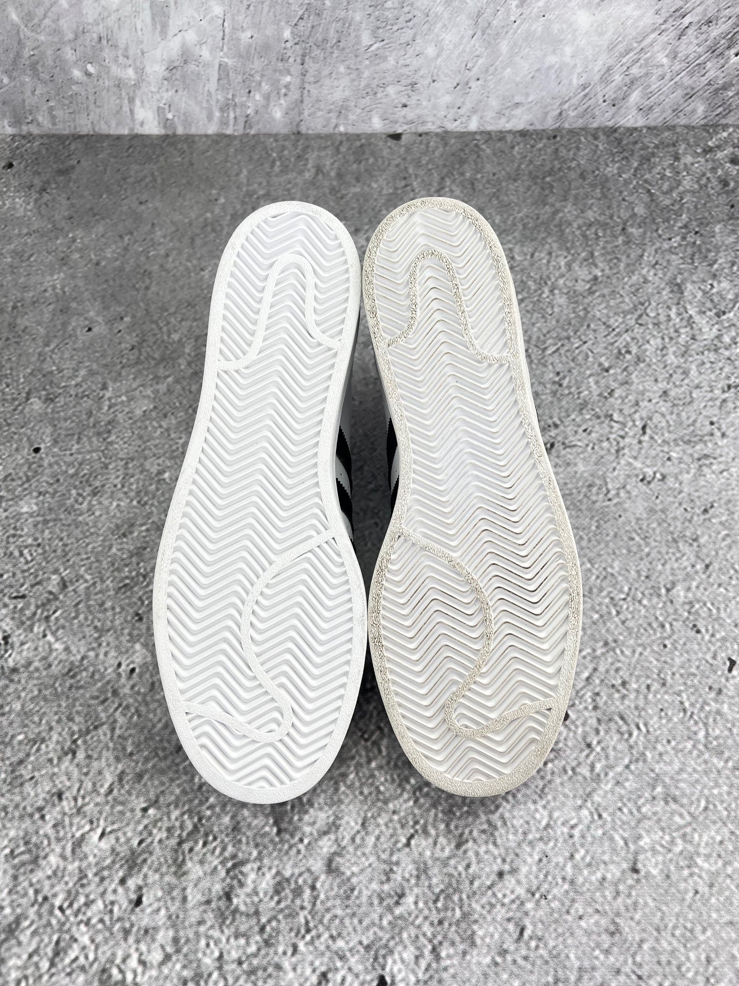Adidas Superstar White/Black - buty sportowe, podeszwa