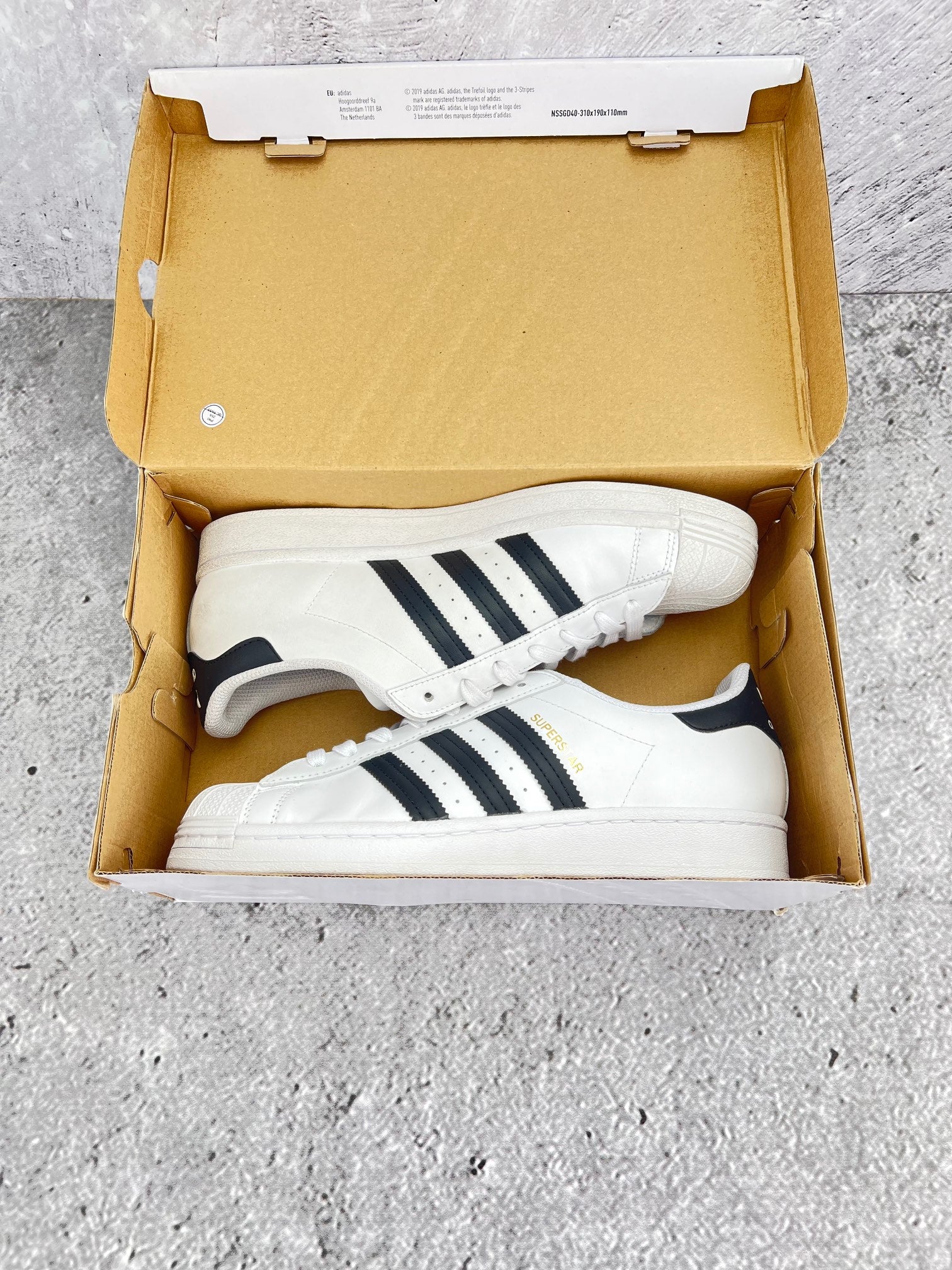 Adidas Superstar White/Black - buty sportowe, opcjonalne zdjęcie 1