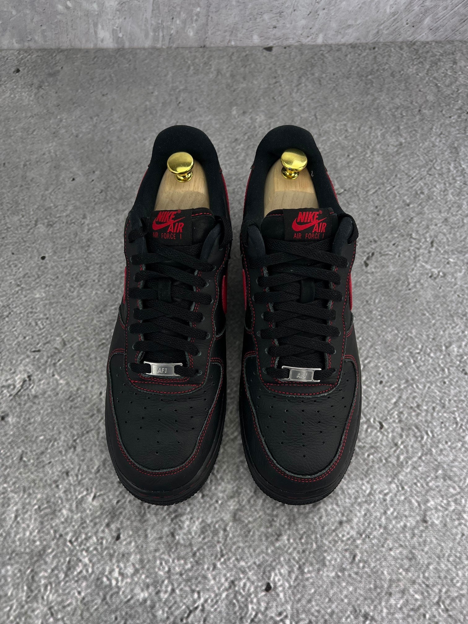 Nike Air Force 1 '07 LV8 Bred - buty sportowe, widok z góry