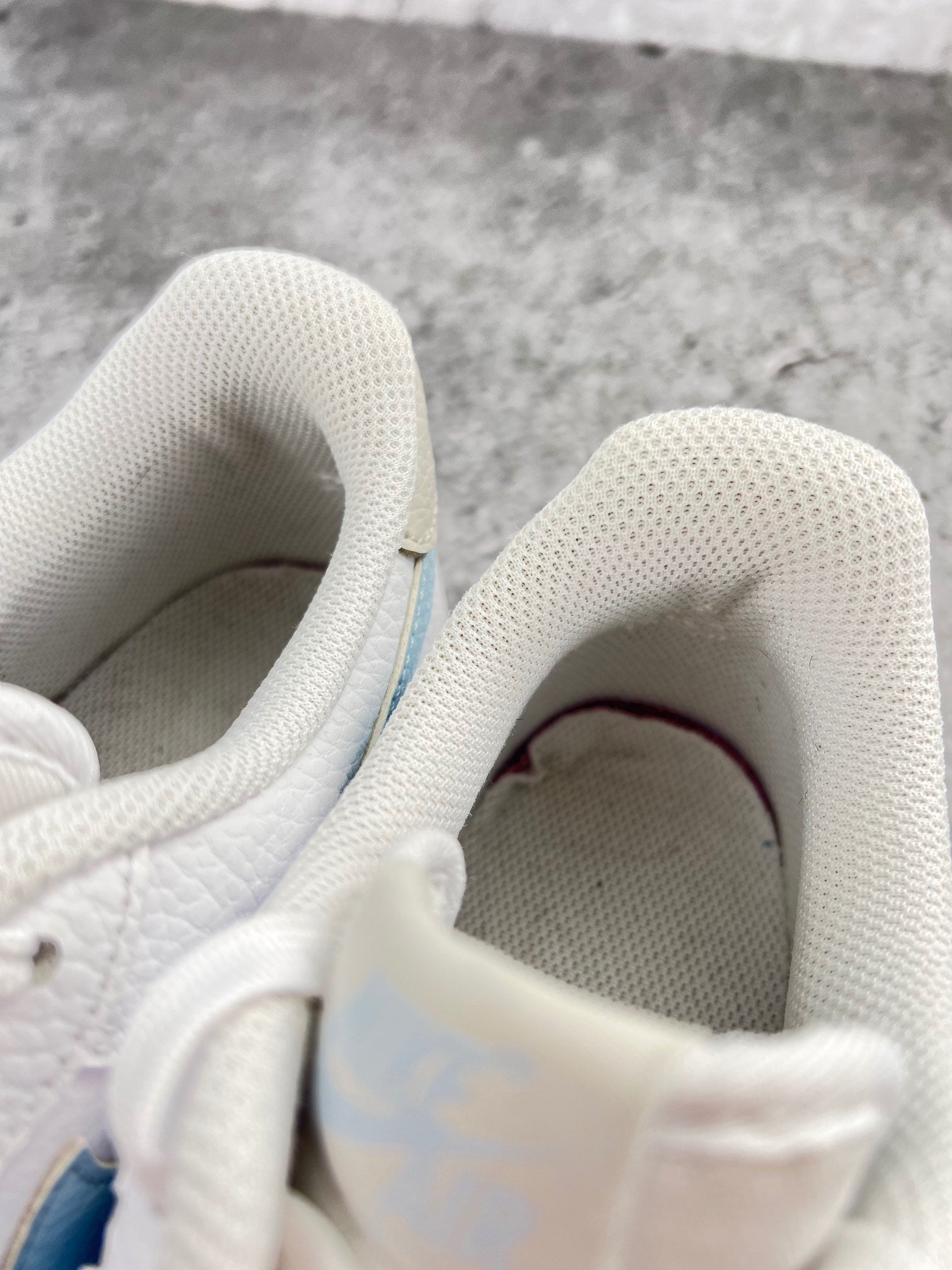 Nike Air Force 1 '07 Light Armory Blue - buty sportowe, zapiętki butów