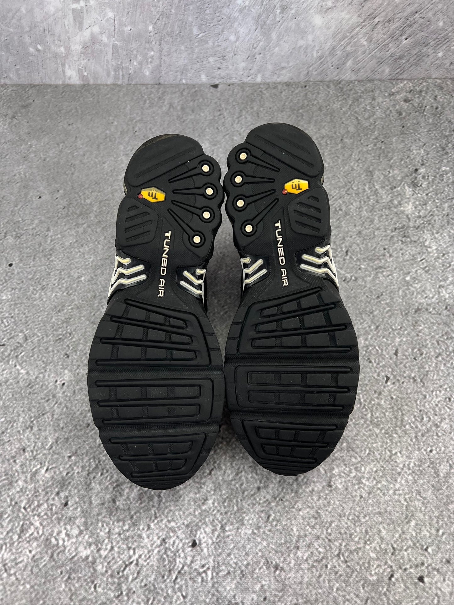 Nike Air Max Plus 3 Black White - buty sportowe, podeszwa