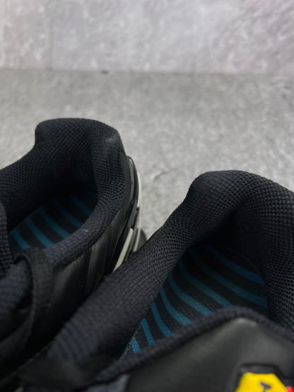 Nike Air Max Plus 3 Black White - buty sportowe, zapiętki butów