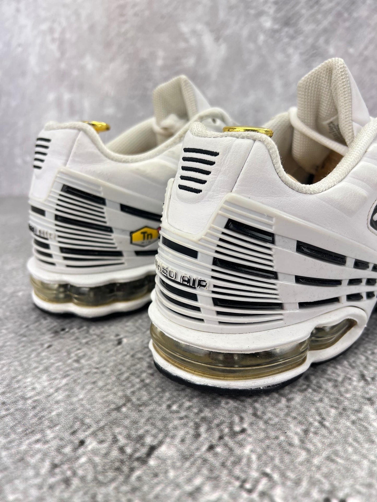 Nike Air Max Plus III Leather CK6716-100 - buty sportowe, widok z tyłu