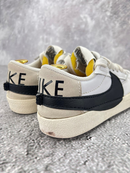 Nike Blazer Low '77 Jumbo DN2158-101 - buty sportowe, widok z tyłu