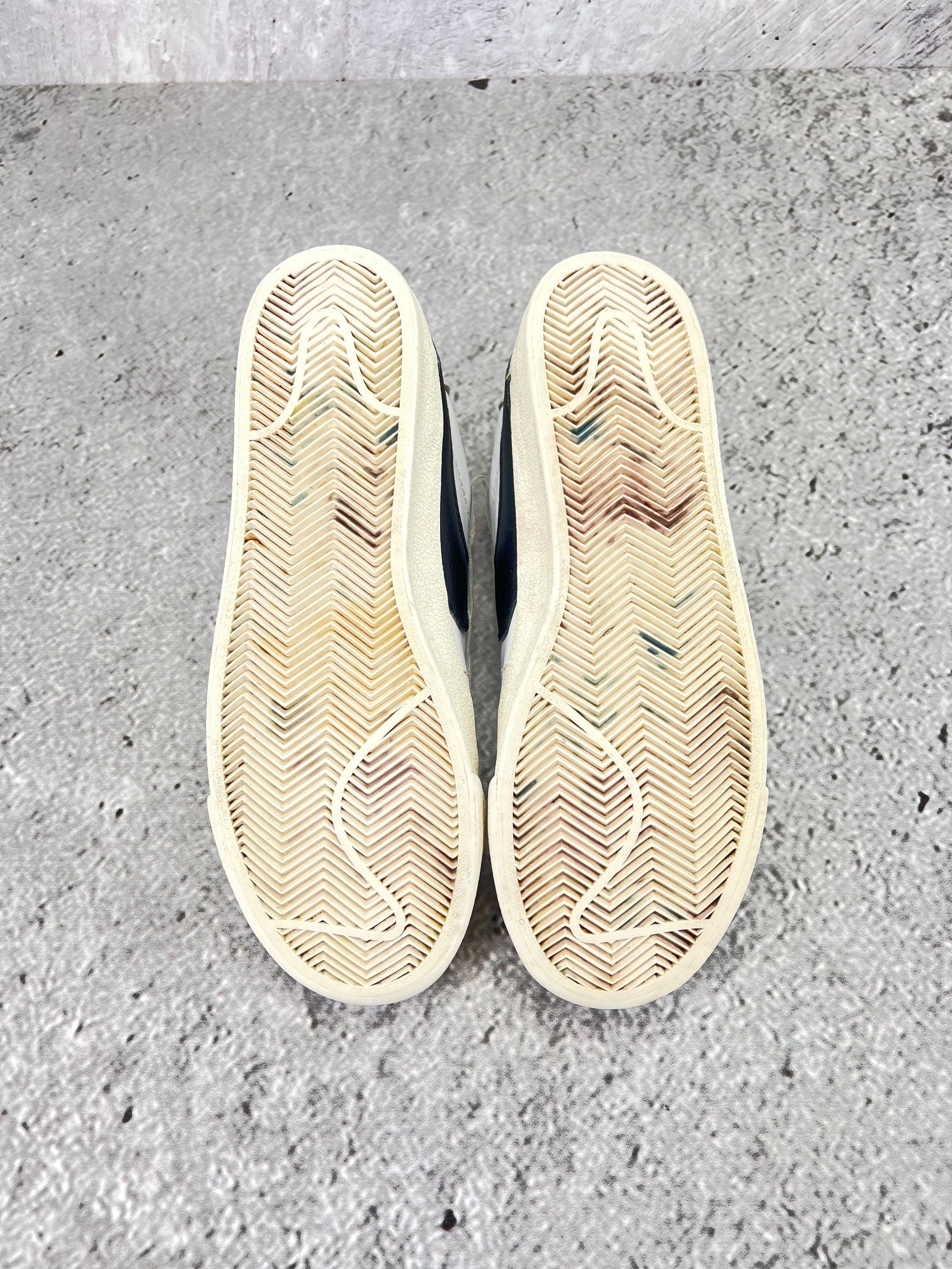 Nike Blazer Low '77 Jumbo DN2158-101 - buty sportowe, podeszwa