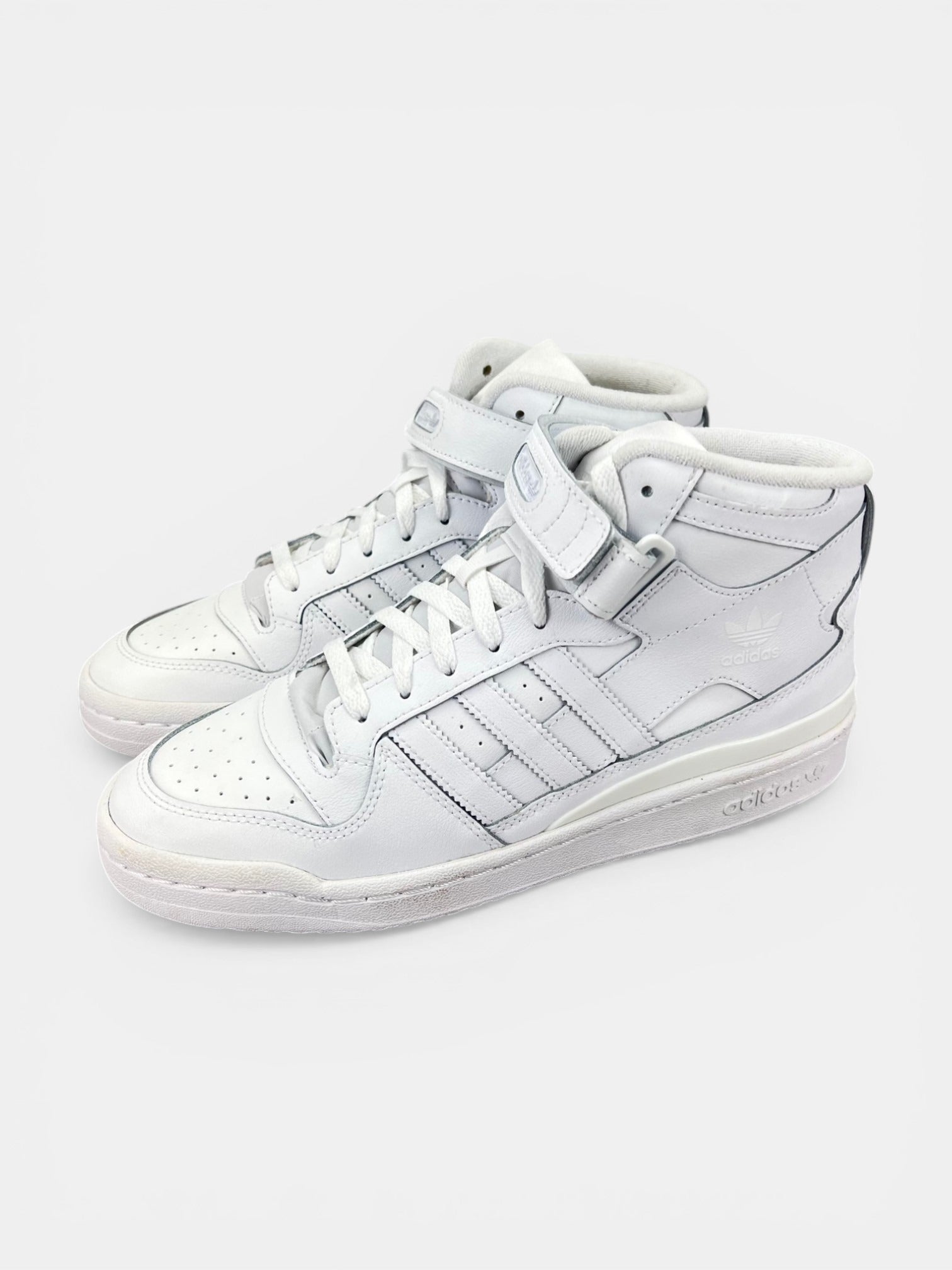 Adidas Forum Mid Triple White - buty sportowe, widok z boku