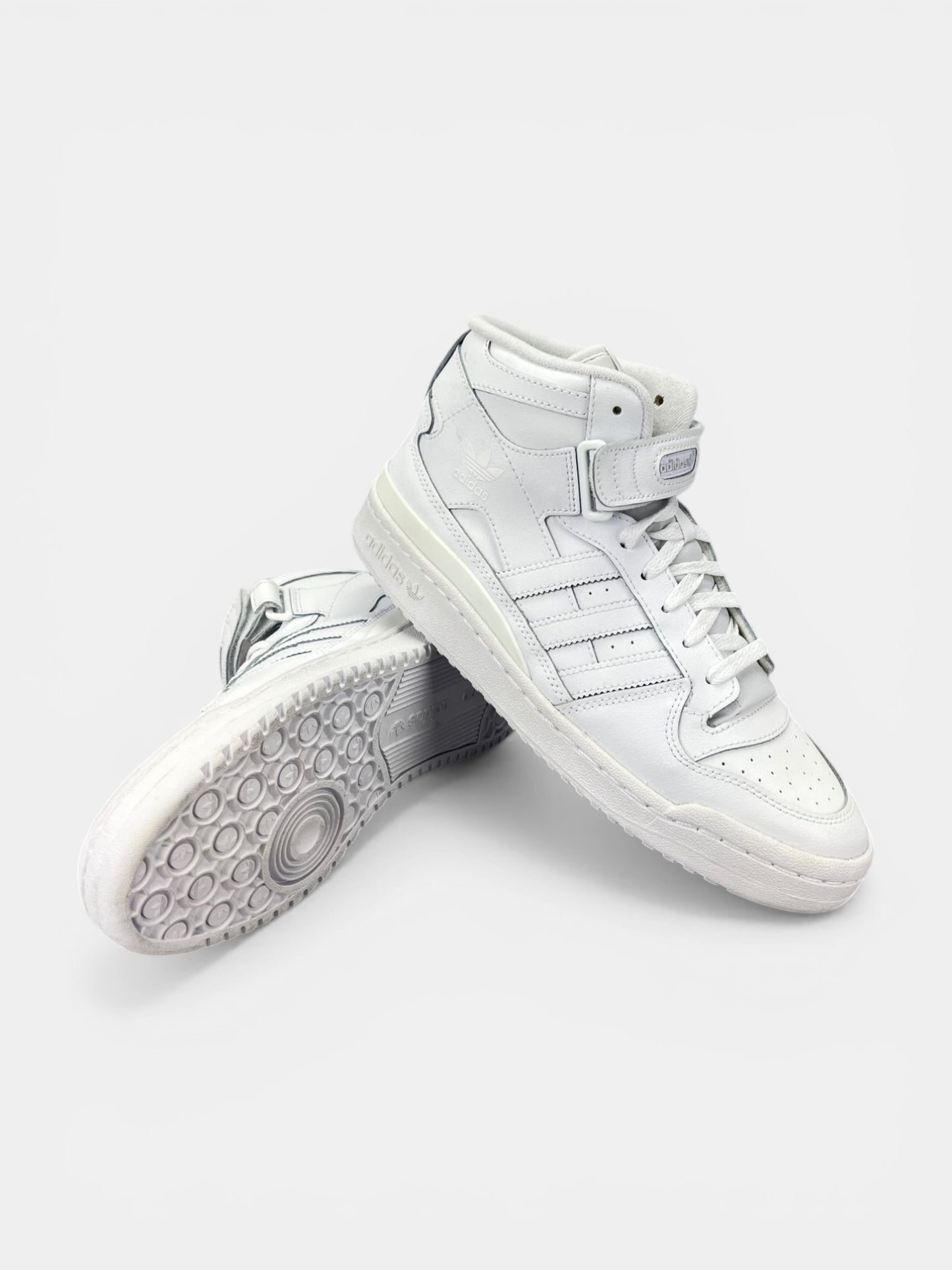 Adidas Forum Mid Triple White - buty sportowe, boczny profil