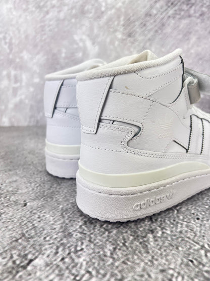 Adidas Forum Mid Triple White - buty sportowe, widok z tyłu