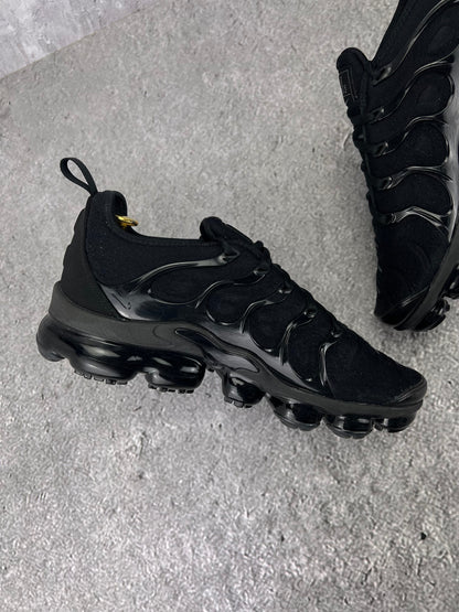 Nike Air Vapormax Plus rozmiar 44