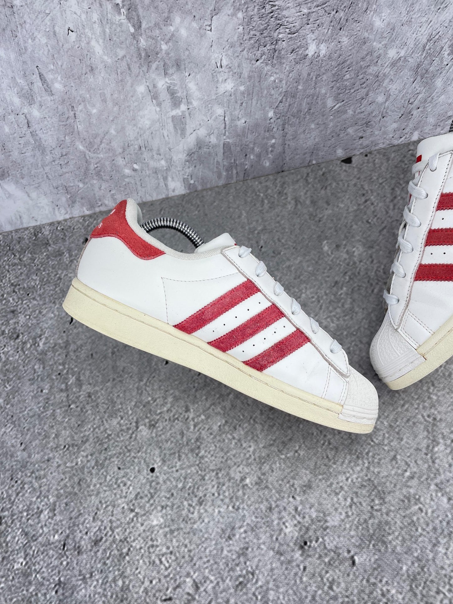 Adidas Superstar Valentine’s Day - buty sportowe, wewnętrzny panel lewego buta
