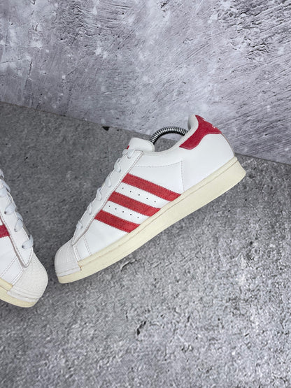 Adidas Superstar Valentine’s Day - buty sportowe, wewnętrzny panel prawego buta