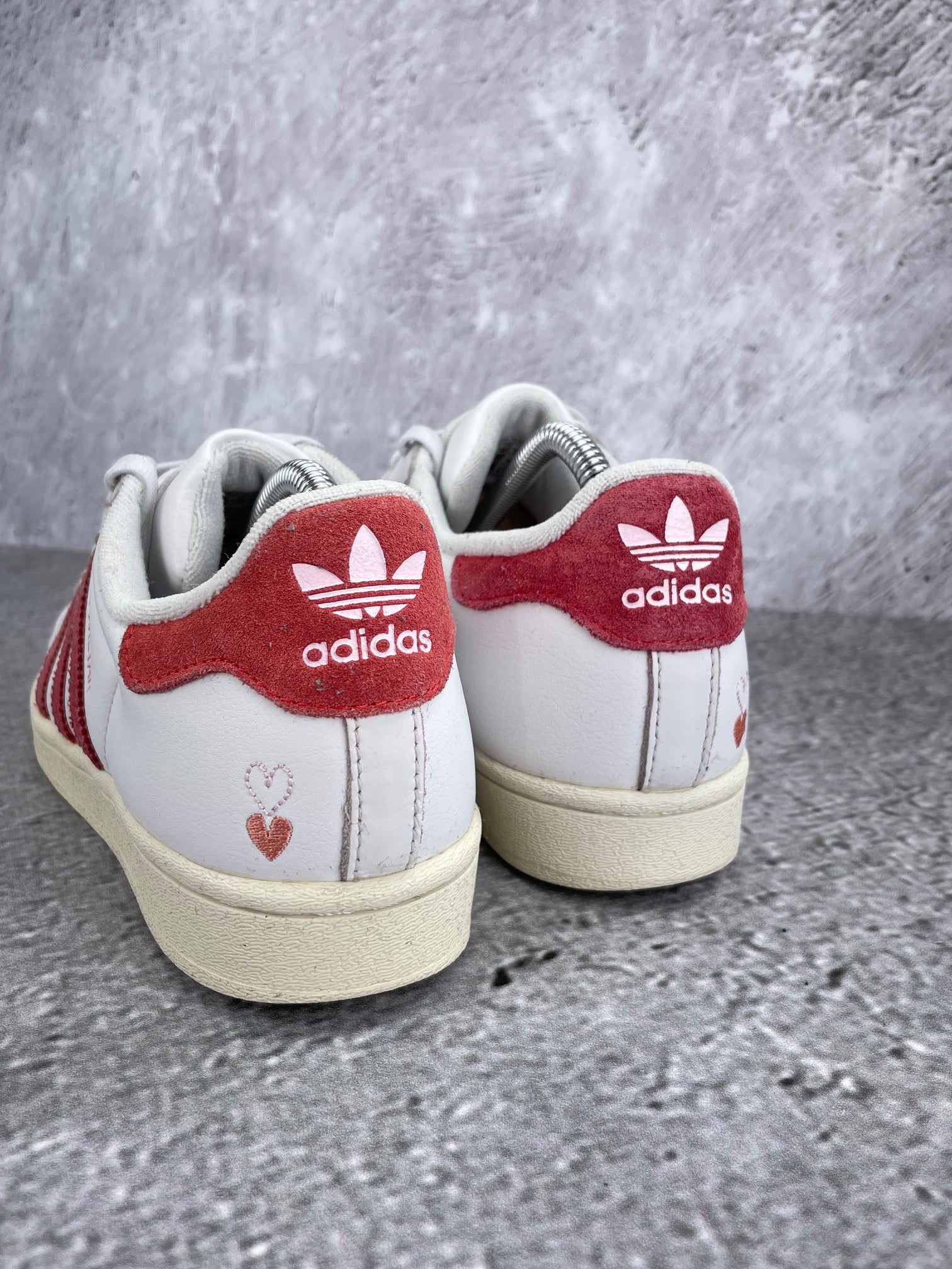 Adidas Superstar Valentine’s Day - buty sportowe, widok z tyłu