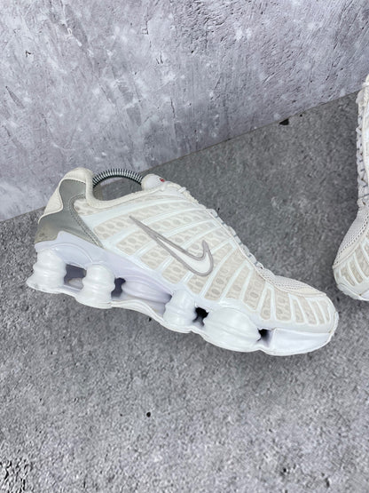 Nike Shox TL White - buty sportowe, wewnętrzny panel lewego buta