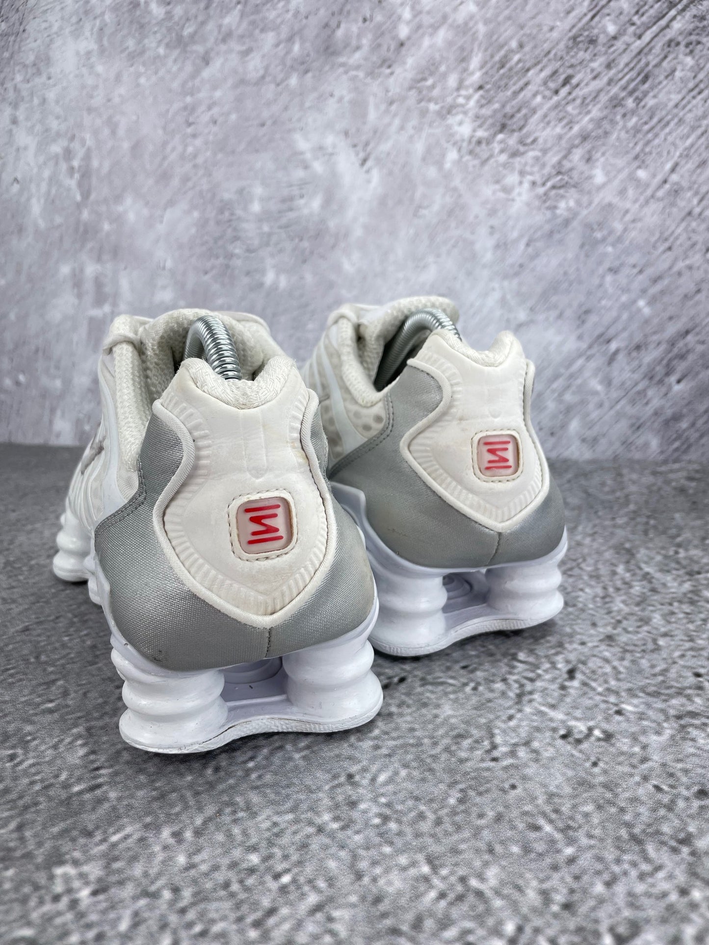 Nike Shox TL White - buty sportowe, widok z tyłu