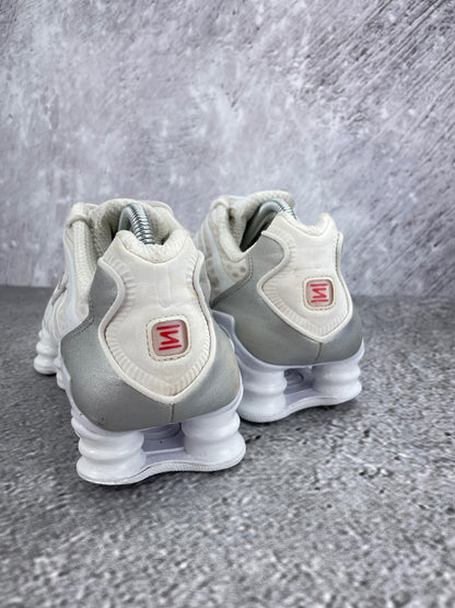 Nike Shox TL White - buty sportowe, widok z tyłu