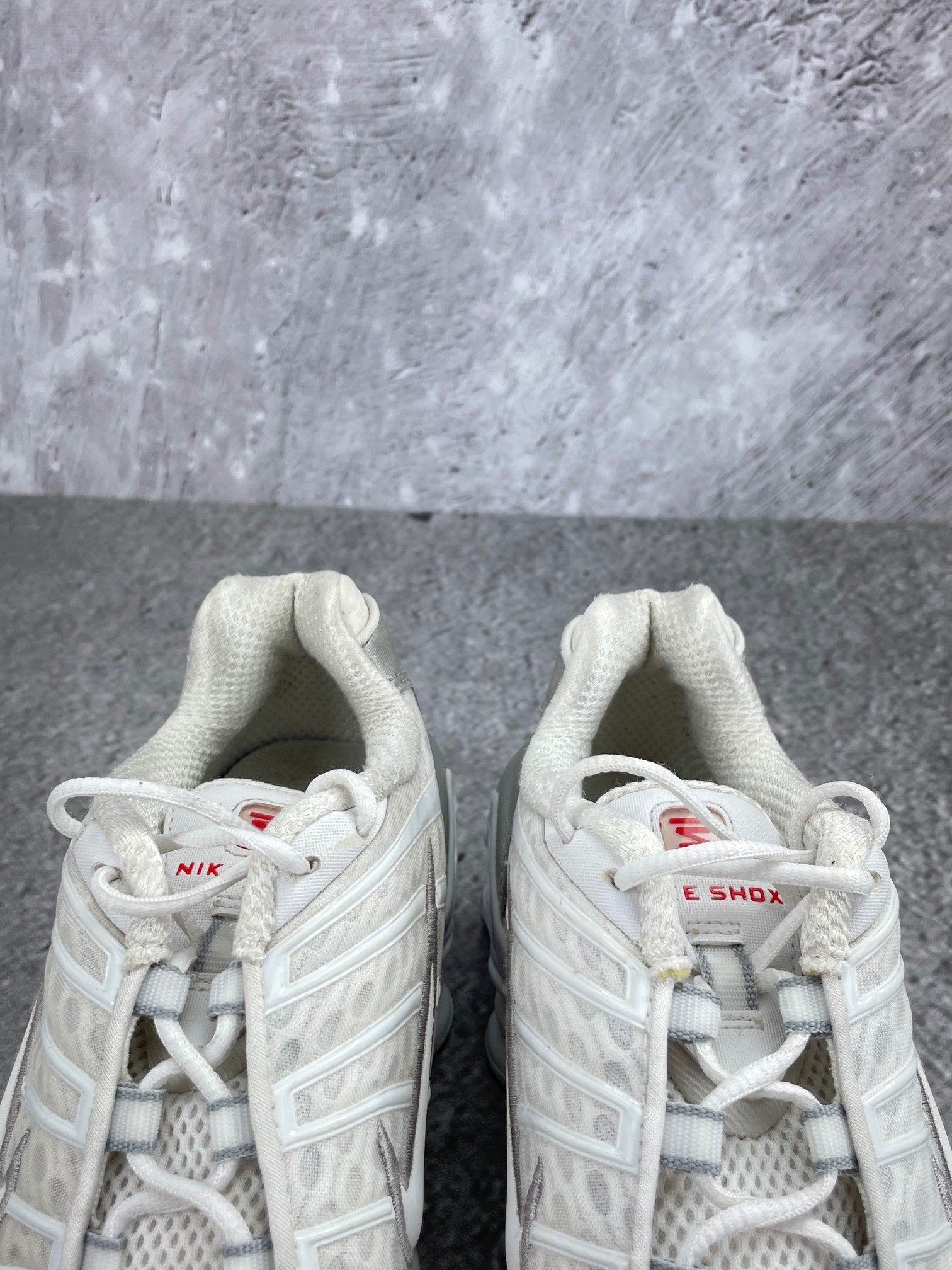 Nike Shox TL White - buty sportowe, zapiętki butów