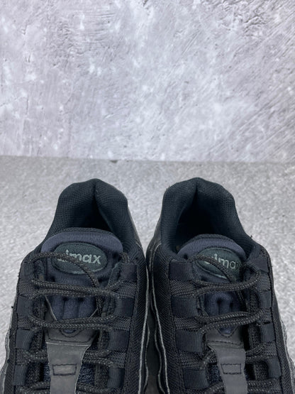 Nike Air Max 95 Essential Triple Black - buty sportowe, zapiętki butów