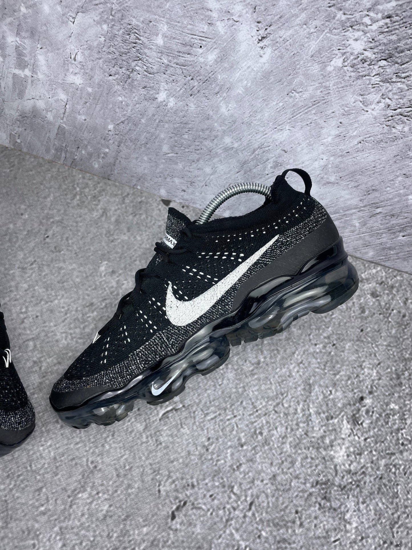 Nike Air VaporMax 2023 Flyknit Oreo - buty sportowe, zewnętrzny panel prawego buta