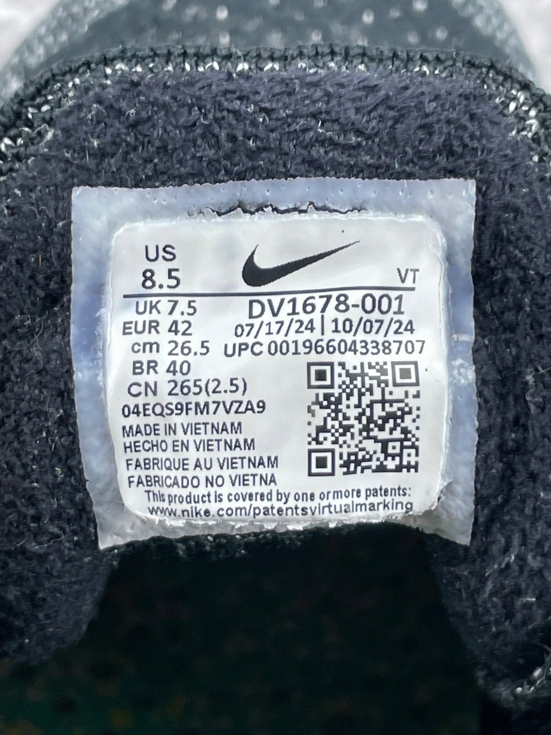 Nike Air VaporMax 2023 Flyknit Oreo - buty sportowe, metka